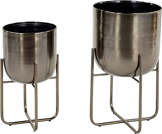 Deco 79 Metal Round Planter by Deco79